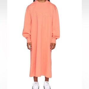 FEAR OF GOD ESSENTIALS
Kids Pink Logo T-Shirt Dress